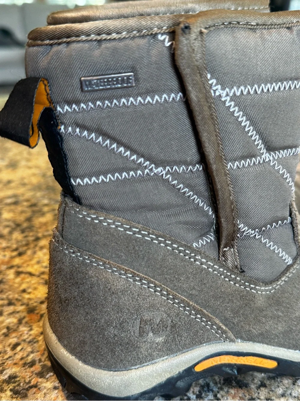 MERRELL toddler Boys 12 Jungle Moc Quilted Tan Outdoor Slip On Snow Boots Winter
